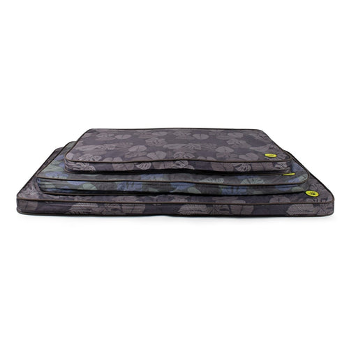 Body Glove Sun & Sand Tough Mat - Washable Dog Bed