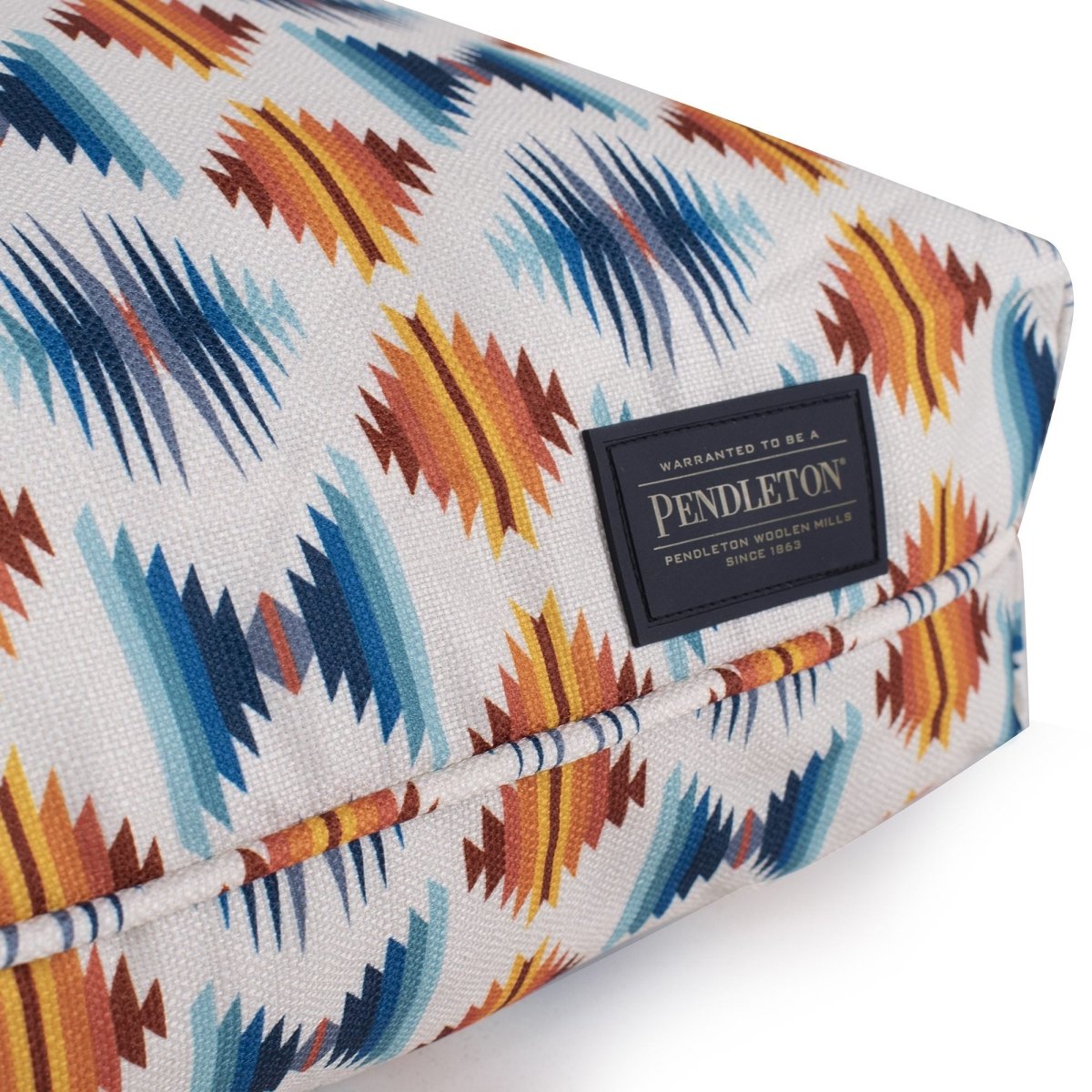 Pendleton All Season Pet Napper